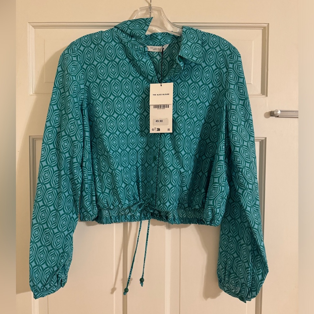 NWT ZARA top